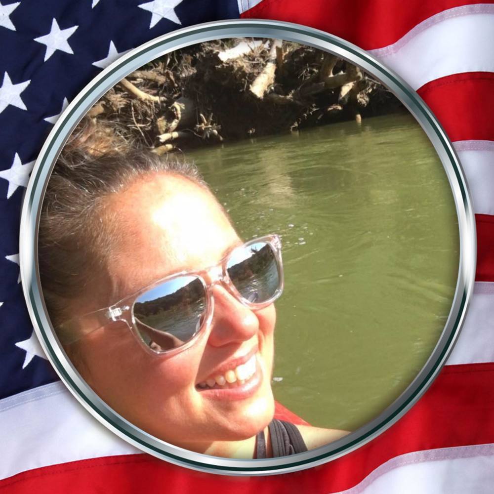 Meet your Posher, Carri